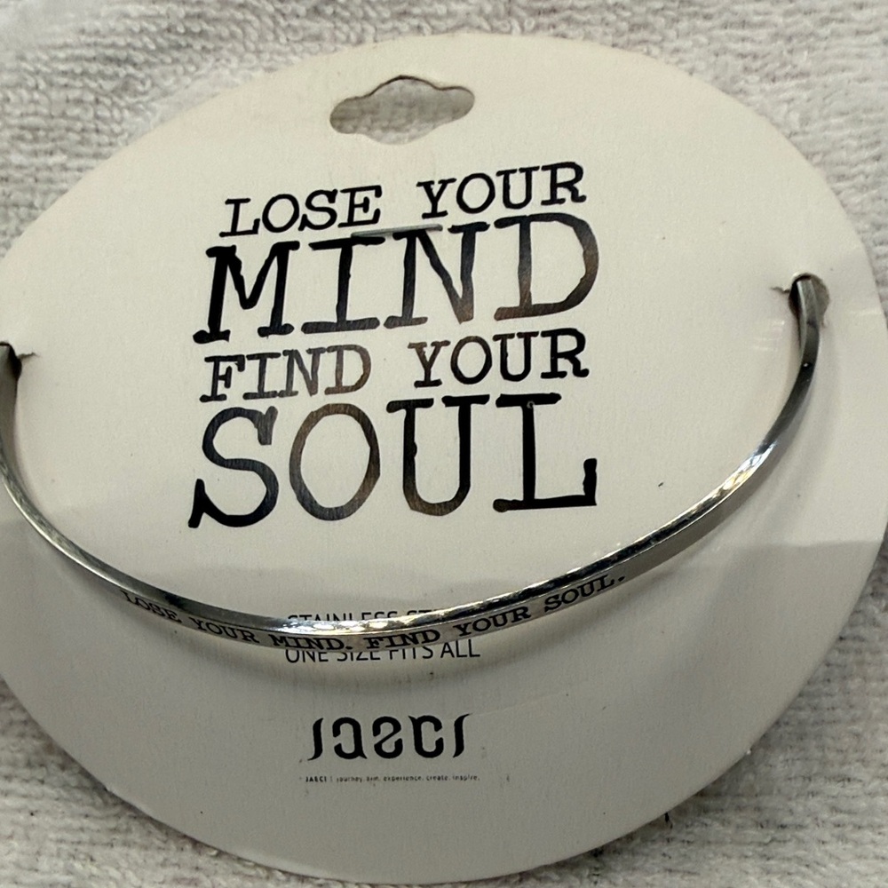 Jaeci Silver-toned Bracelet with inspirational message